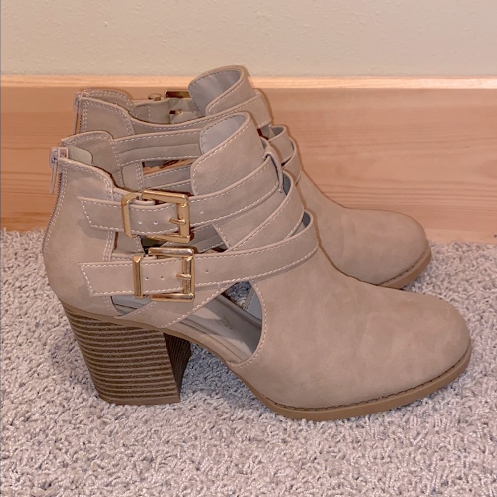 Tan ankle cutout booties